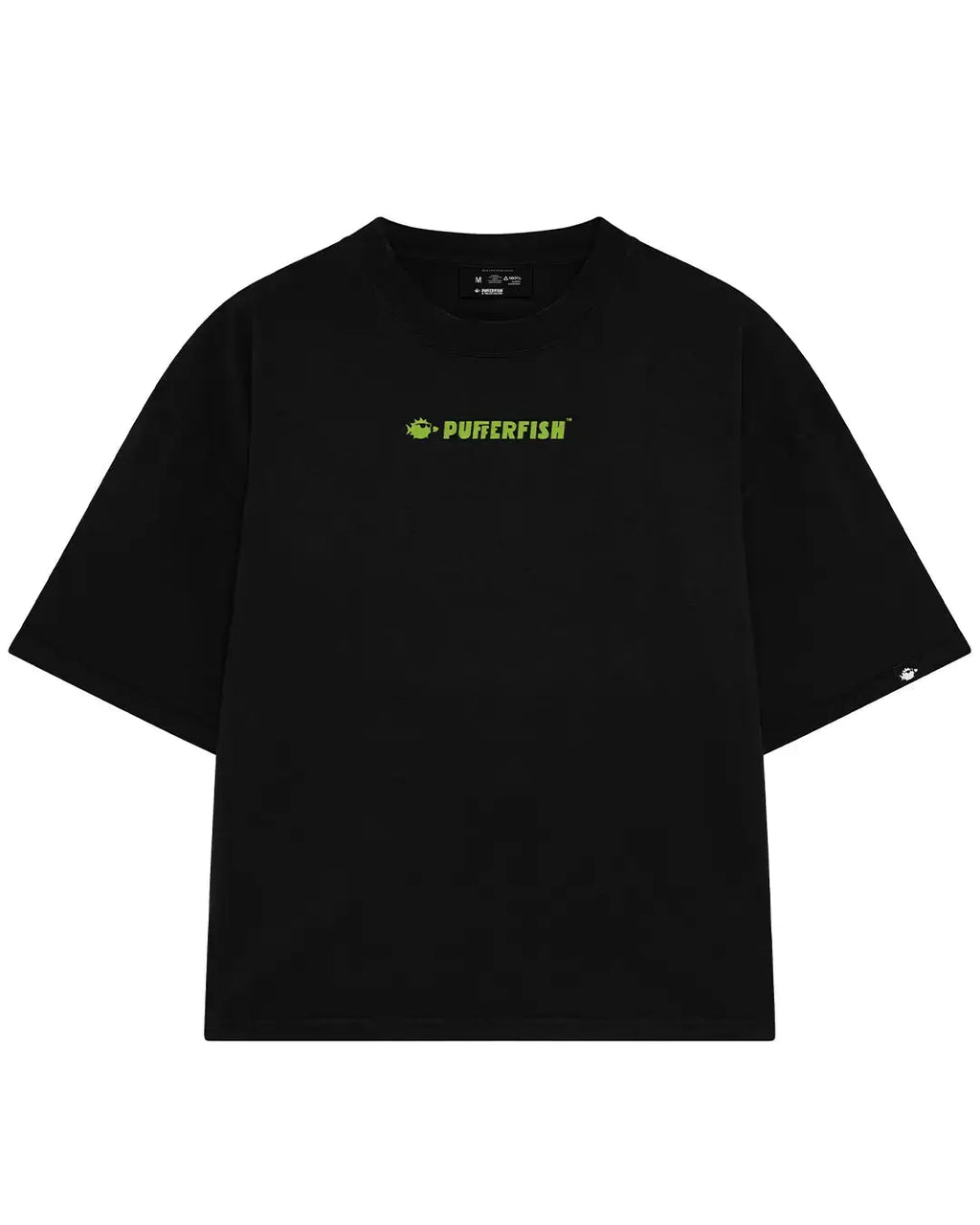 Camiseta Básica Praia — Basics Preta, vista frontal com logo discreto