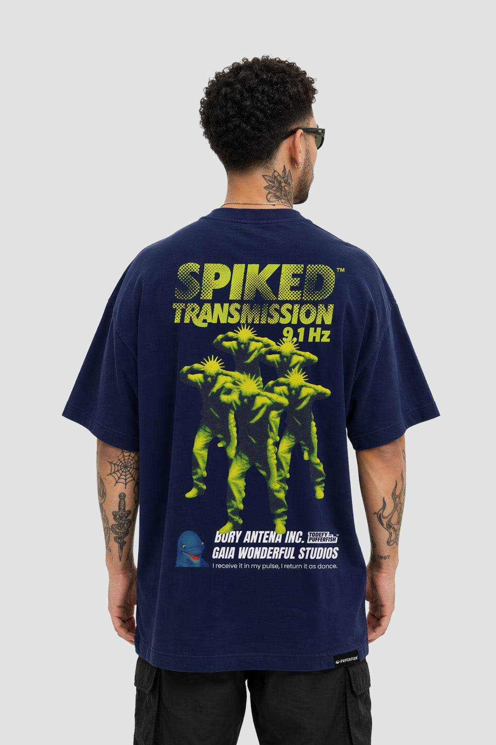Camiseta Pufferfish Dance Oracles look completo