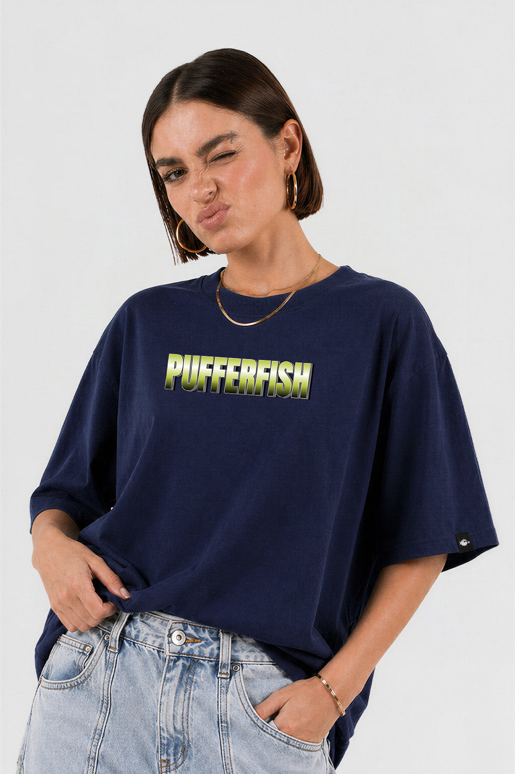 Camiseta Pufferfish Facist Distance look completo