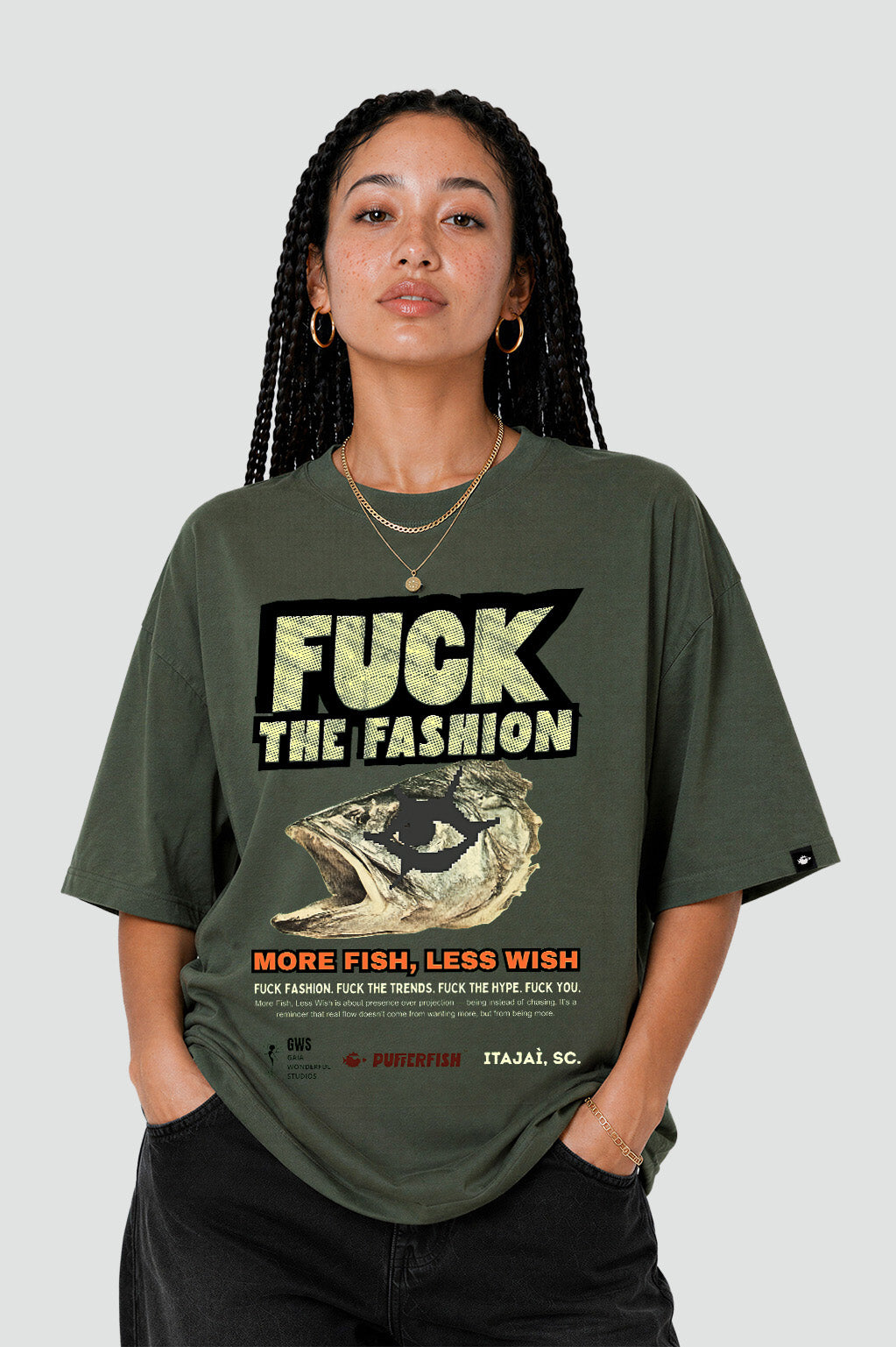 Camiseta Pufferfish Fuck the Fashion estampa frontal