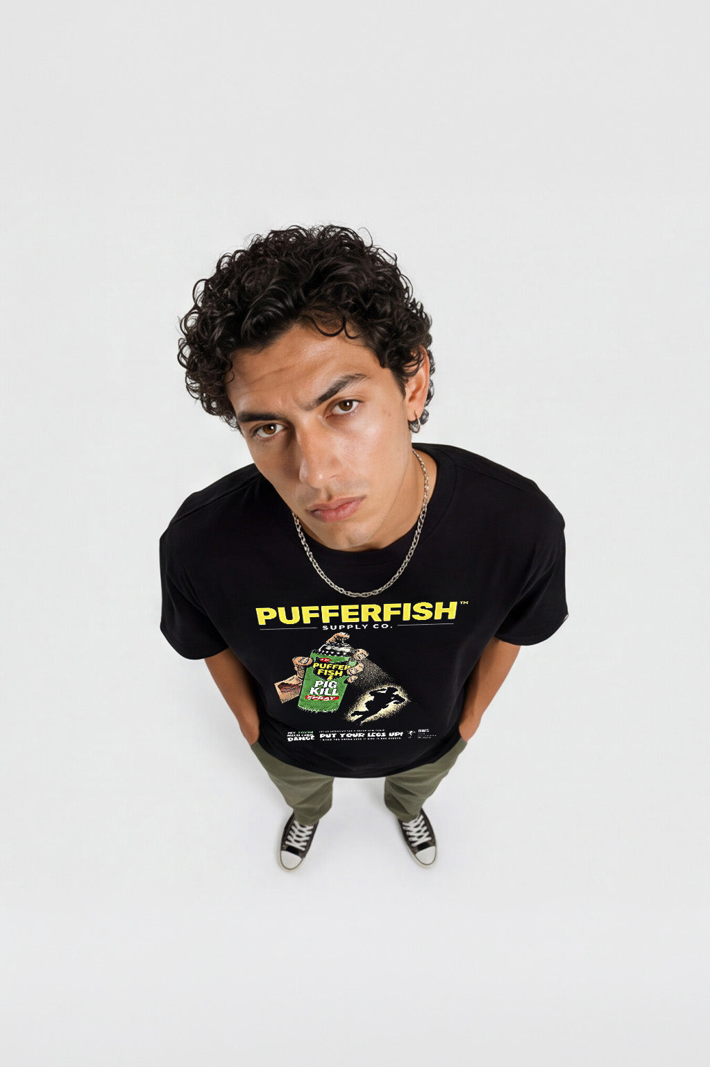 Camiseta Pufferfish Pig Kill look completo oversized