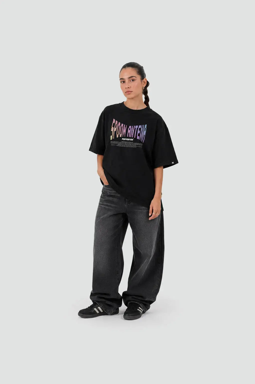 Camiseta Música Eletrônica — Spoon Antena, segundo look da peça